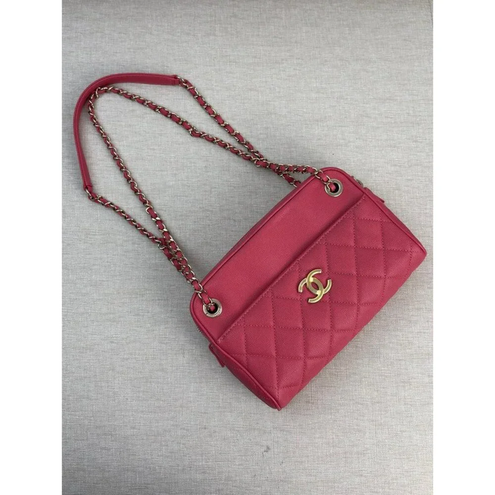 CHANEL Pink Red Caviar Camera Case Bag GHW